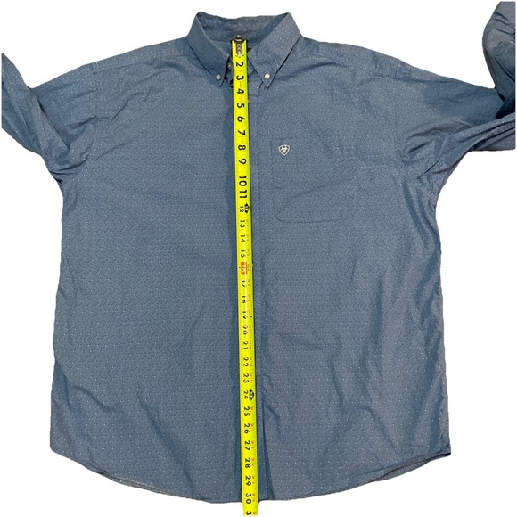 Ariat  Men XL Blue Geometric Long sleeve Shirt Logo Rodeo Work Embroidered - Picture 3 of 10